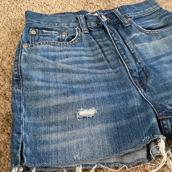 Madewell Denim Shorts - Picture 7 of 12